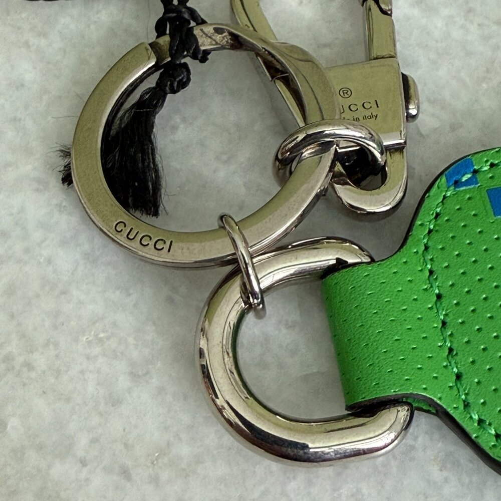 GUCCI‎ GG Embossed Leather Metal Bag Charm Key Chain Green 625607 NWT - Picture 7 of 11